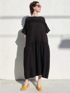 BLACK CRANE Easy Dress